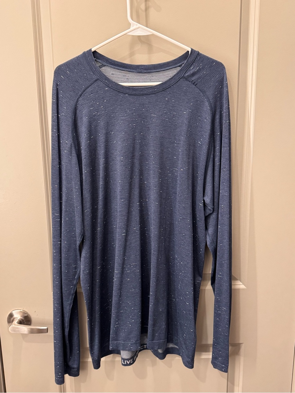 Lululemon Men's Drysense Long Sleeve Heathered Navy Blue Tee